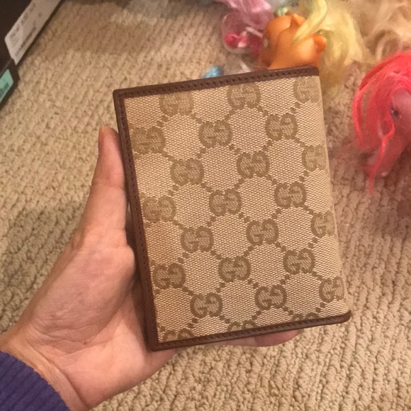 NWT Authentic Gucci Woven GG Tall Bifold Wallet - Picture 2 of 8